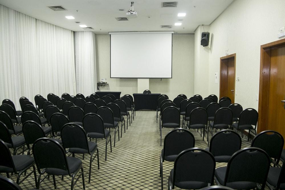 Go Inn Тагуатинга Экстерьер фото